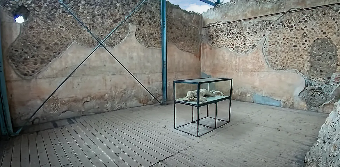 Palaestra das Termas Estabianas em Pompeia, complexo público de exercício e banho.